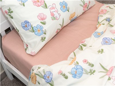 Детское постельное бельё Сладкие Сны(Sweet Dreams) Цветочные зайки(на резинке+молния)